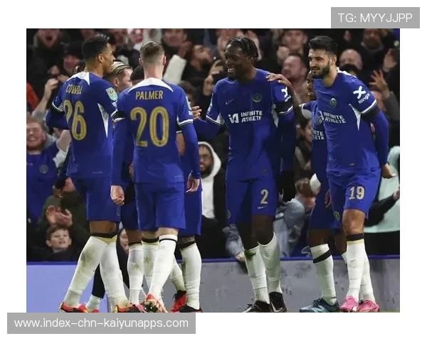 纽卡斯尔阿尔米隆外侧爆射擦柱入网——让球迷为之疯狂的绝妙进球